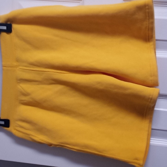 Polo Ralph lauren yellow shorts for boys size (10/12) M - Picture 2 of 5